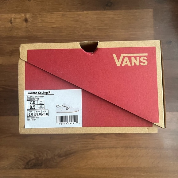 NWT Vans Lowland Cc Jump R Court True White/Black - Serio Collection - Picture 3 of 11